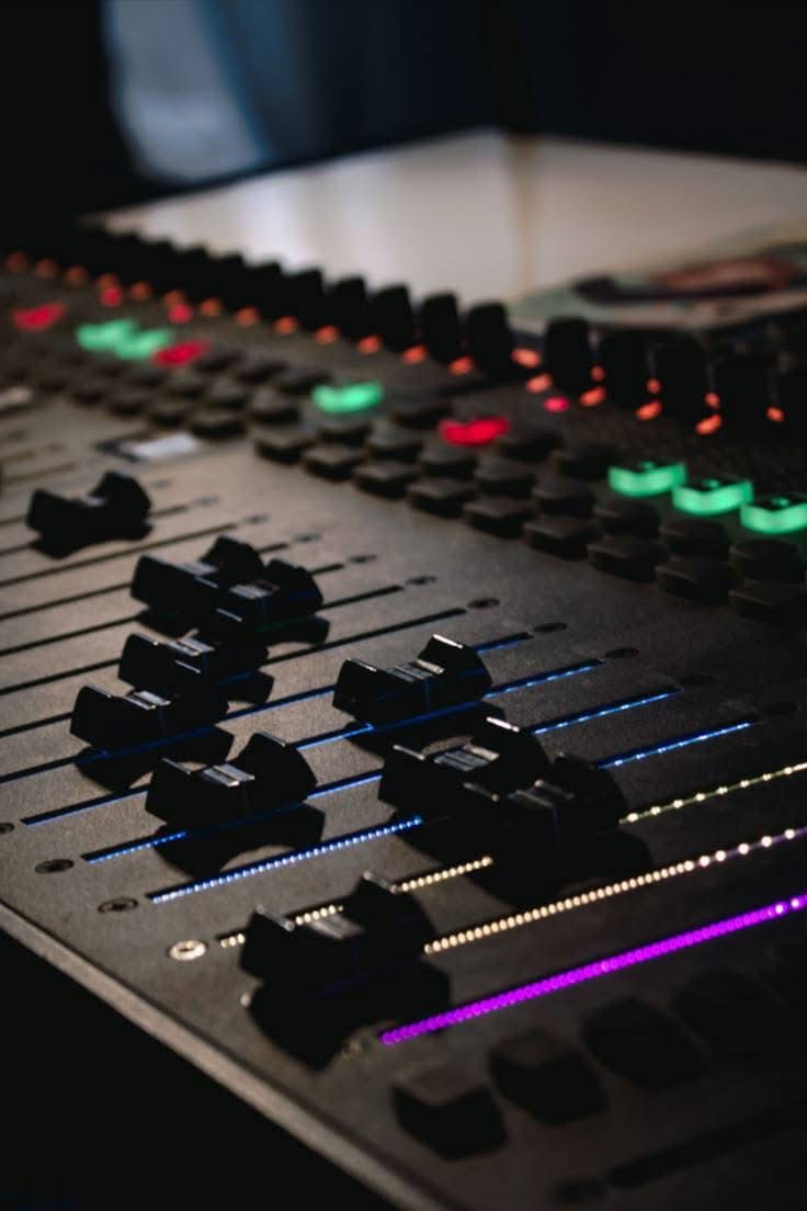 DRAGON ONLINE RADIO banner